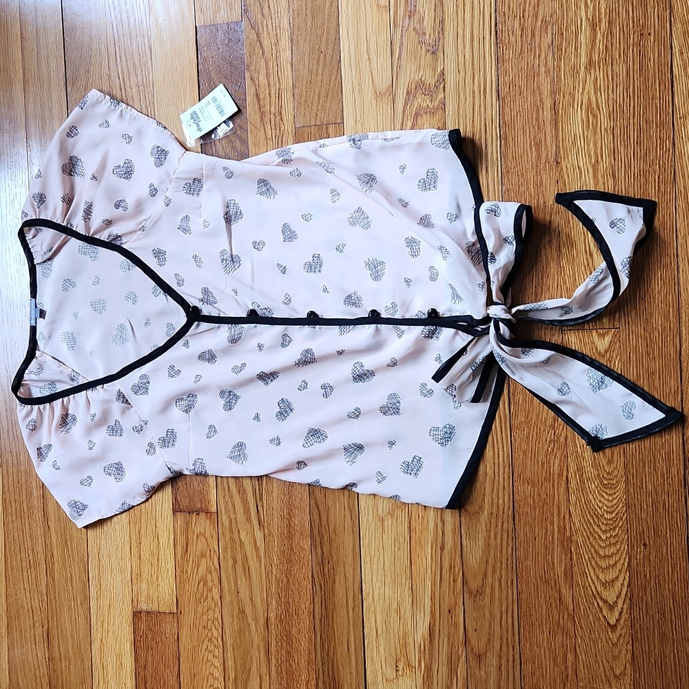 NWT Tie Front Heart Tee